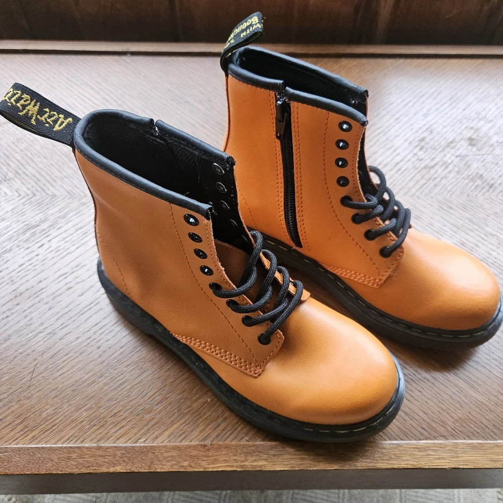 Dr. Martens classic dr